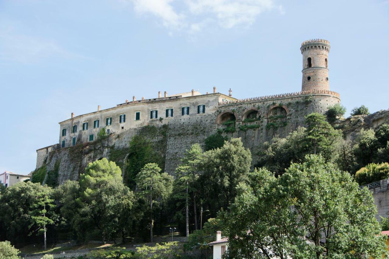 Castello Di Caccuri Suites Zewnętrze zdjęcie