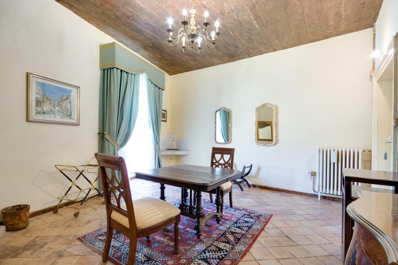 Castello Di Caccuri Suites Zewnętrze zdjęcie