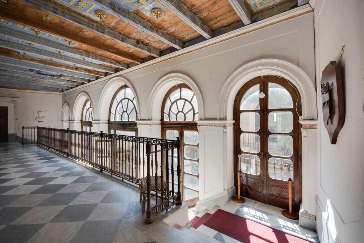 Castello Di Caccuri Suites Zewnętrze zdjęcie